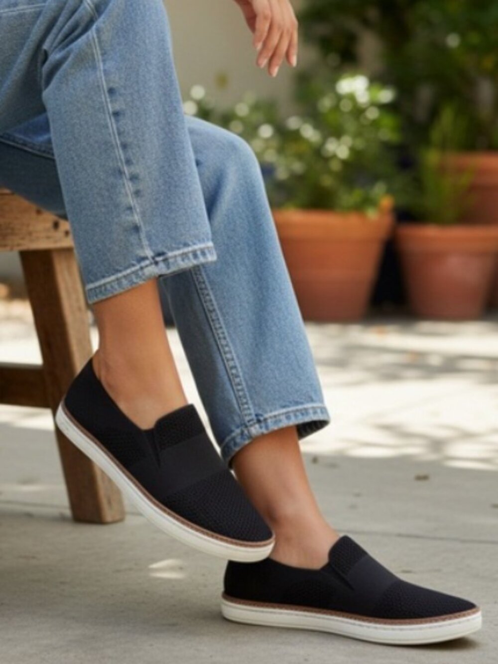 UGG Sammy Black Knit Slip-On Loafers Sneakers Breathable Comfort Shoes Size 7